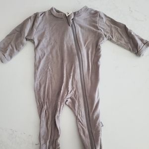 Kyte zipper footie in storm NB